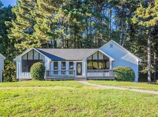 5496 E Emerald Ct, Acworth, GA 30102