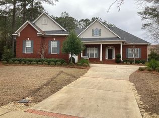 100 Stonehaven Ct, Dothan, AL 36305