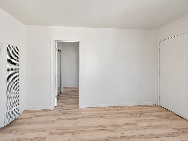 3340 Island Ave #A — Photo 6