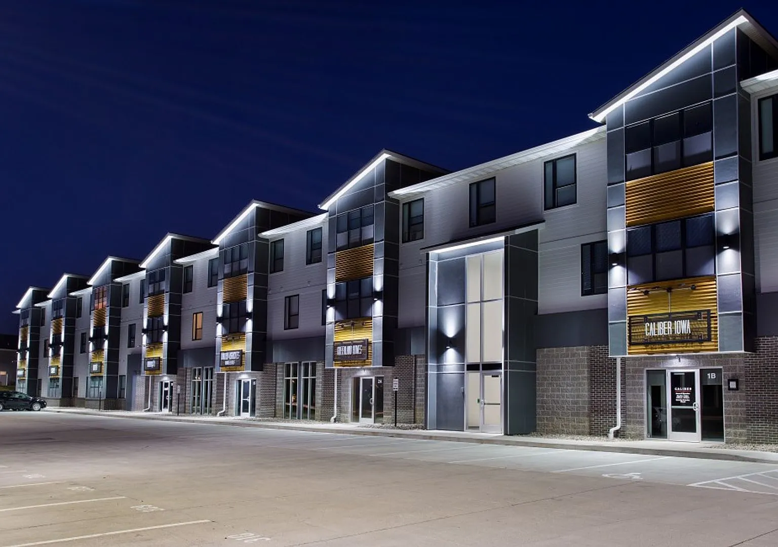 Skyline Lofts — Photo 2