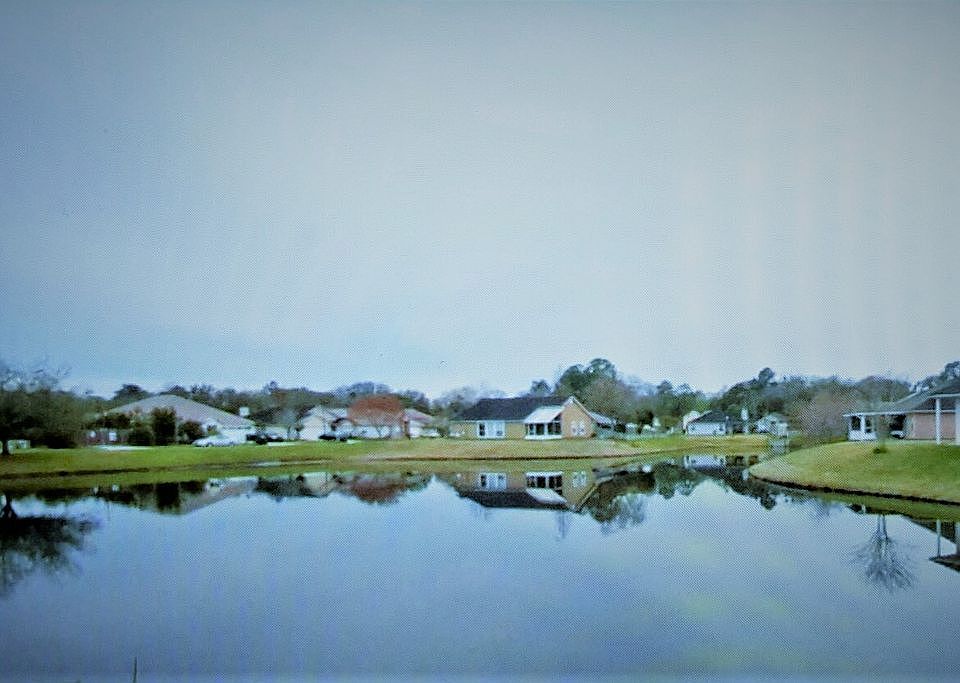 1st image of 5348 Lake Gardens Ln