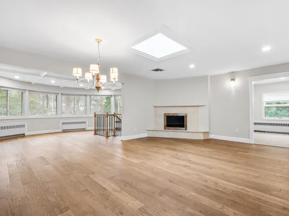 285 Hardenburgh Ave, Demarest, NJ 07627