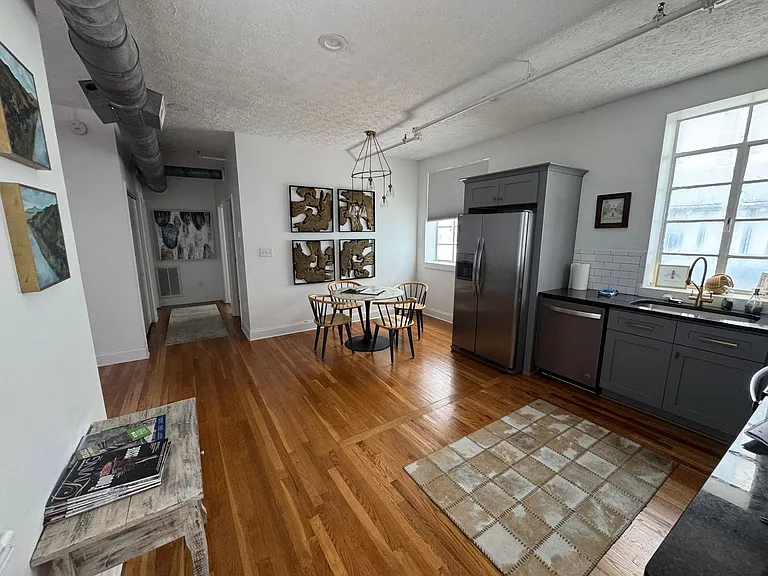 801 Church St — Photo 22