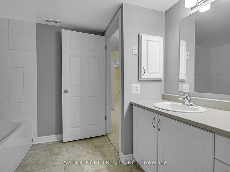 772 Chapman Mills Dr #A — Photo 27