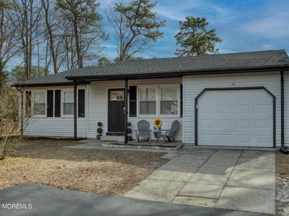 13 Eaton Lane, Whiting, NJ 08759