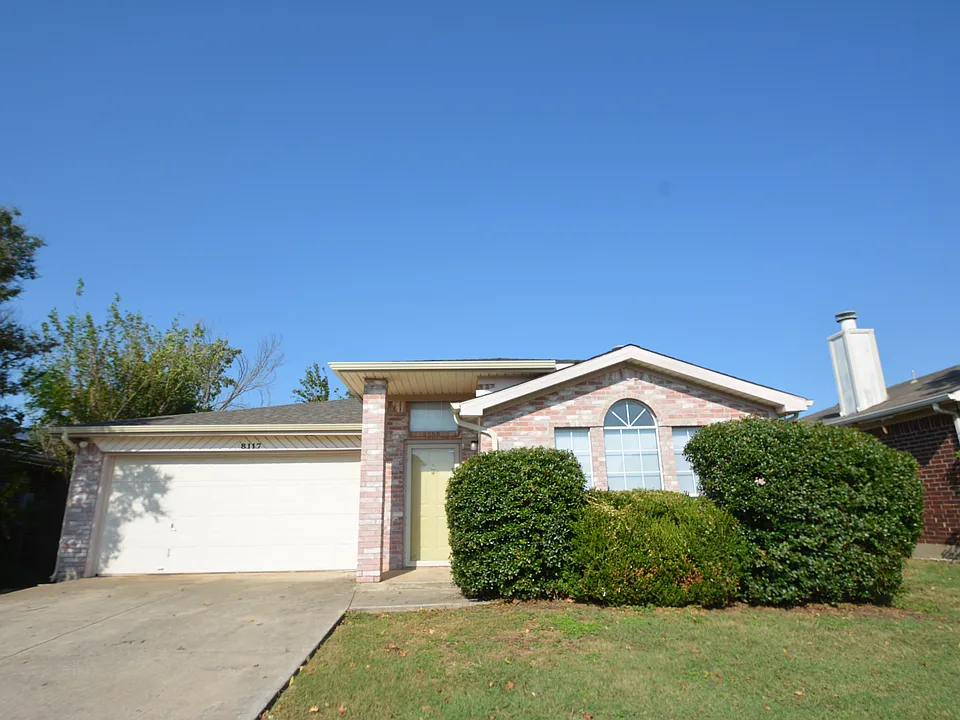 8117 Waterside Trl