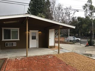 243 Barret Rd #B, Riverside, CA 92507