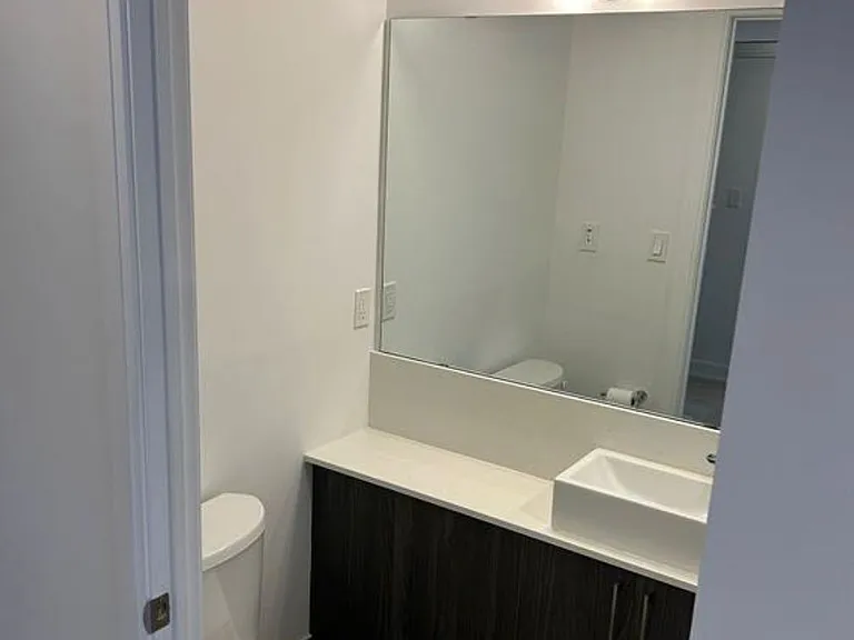 576 Front St W #701 — Photo 11