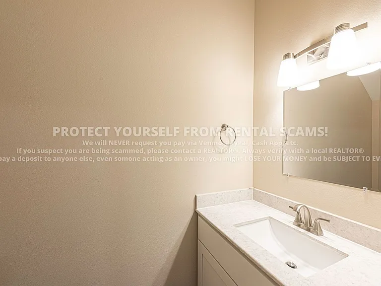 886 S Hill Ave #101 — Photo 7