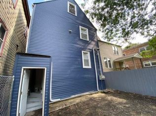 8152 S Escanaba Ave #2, Chicago, IL