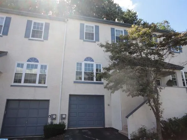 1703 Stoneham Dr, West Chester, PA 19382