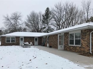 725 Prospect St, Lamont, IA 50650
