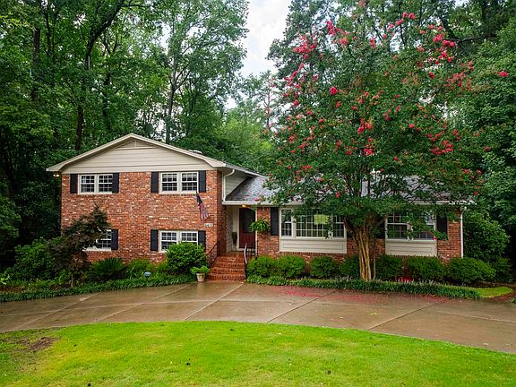 5th image of 6401 Whiteoak Rd