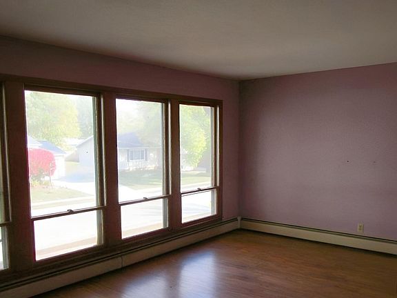 4th image of 1118 N 13th St