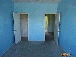 4th image of 7401 W San Miguel Ave