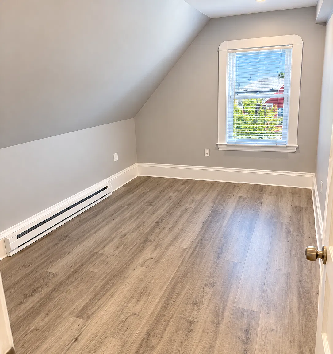 2 bed, 800 sqft, $2,600 — Photo 3