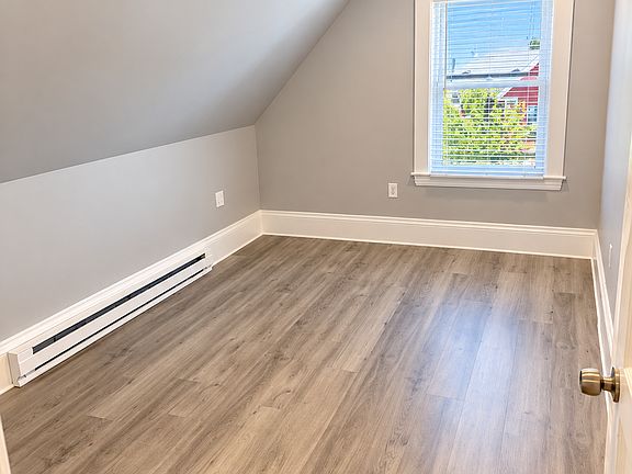 3rd image of 45 Maple Ave #3