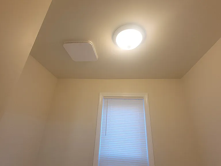 138 Carlisle St #2 — Photo 5