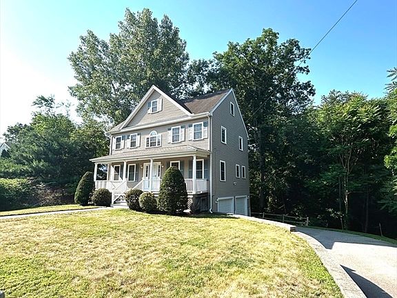 2nd image of 27 Kennedy Ave