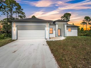3418 55th St W, Lehigh Acres, FL 33971