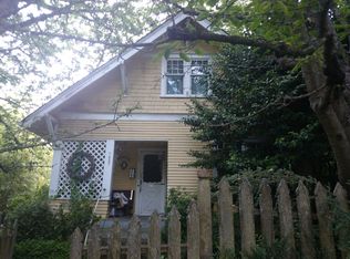 7327 26th Ave NW, Seattle, WA 98117