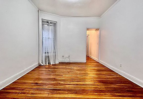 2nd image of 491 Amsterdam Ave #2C