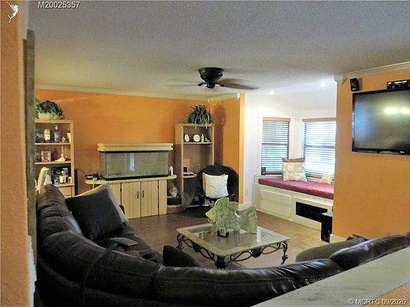 5th image of 2961 SE Falmouth Dr