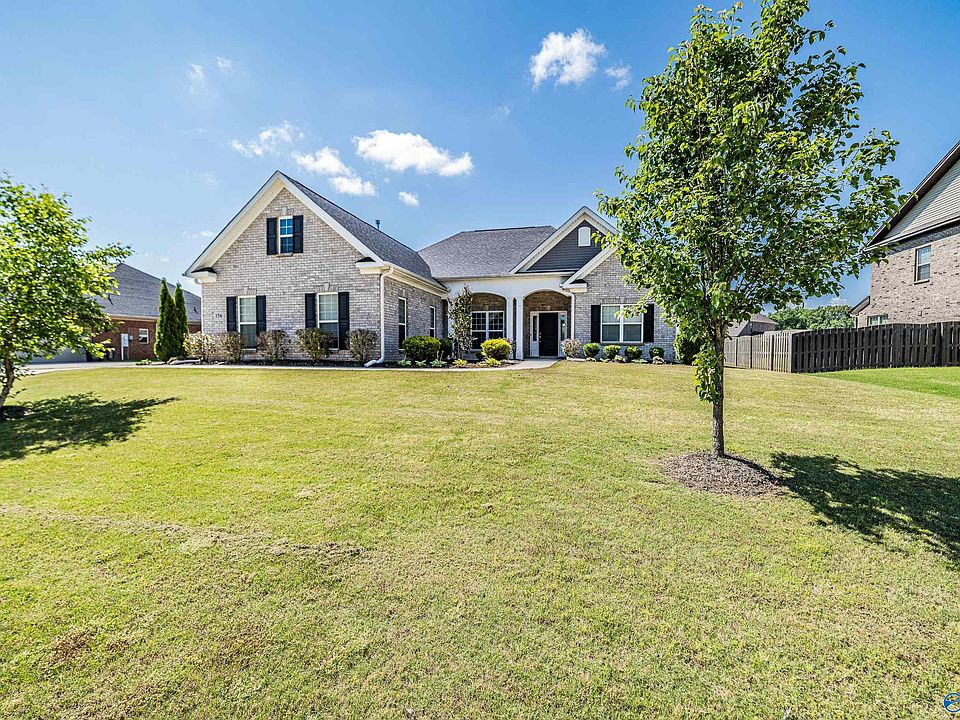 1st image of 156 Sougahatchee Dr