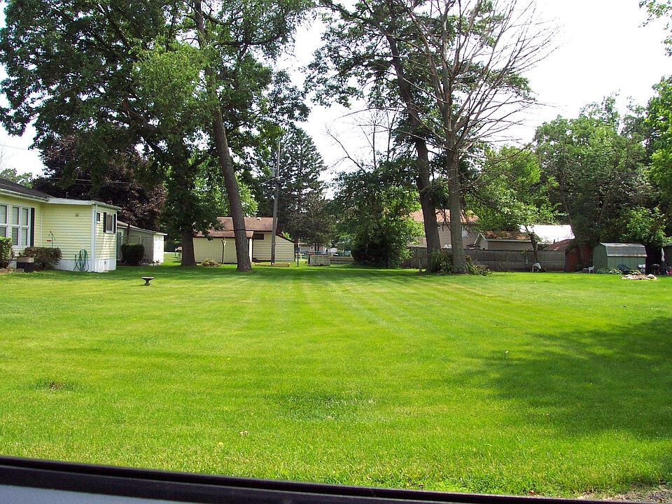 2nd image of W Elm St Lot 7