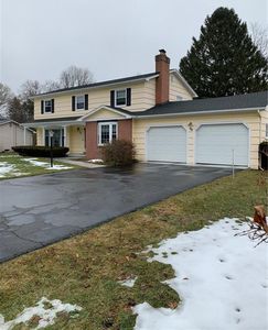 30 Glendower Cir, Pittsford, NY, 14534