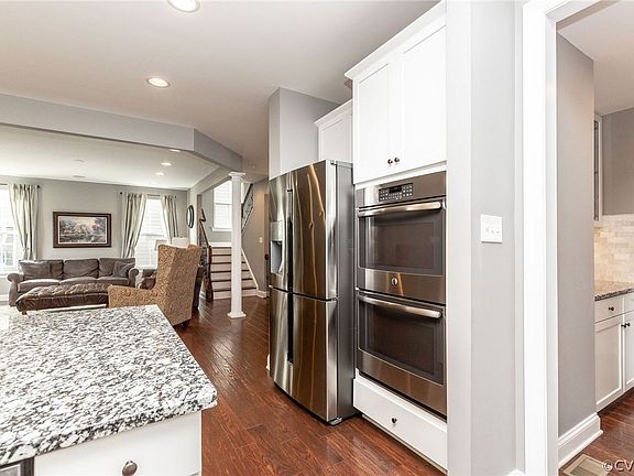 5th image of 12121 Manor Glen Lane Gln