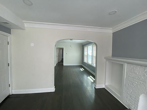 3rd image of 7151 S Green St #2