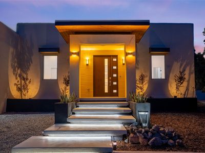 805 Los Arboles Ln, Santa Fe, NM, 87501