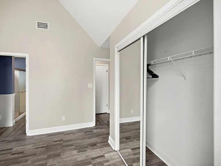 3045 Yorktown Cir — Photo 23