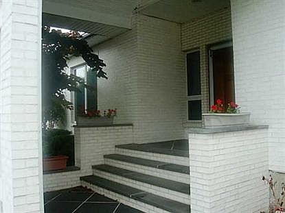 4th image of 11 Bristol Dr