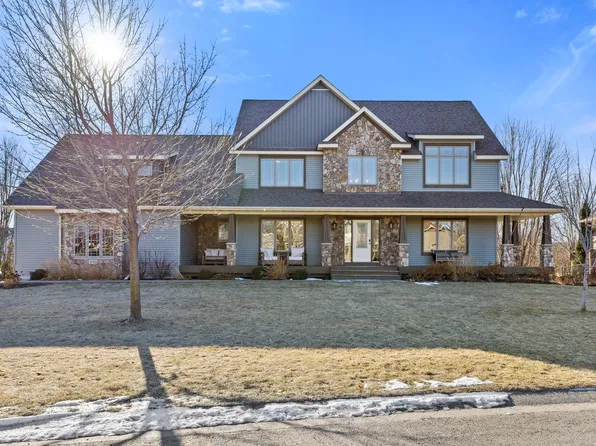 10703 Regent Ave N, Brooklyn Park, MN 55443