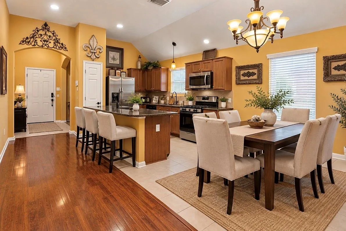 3 bed, 2.0 bath, 1680 sqft, $1,900 — Photo 4