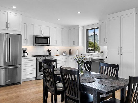 3rd image of 2406 Silverstrand Ave