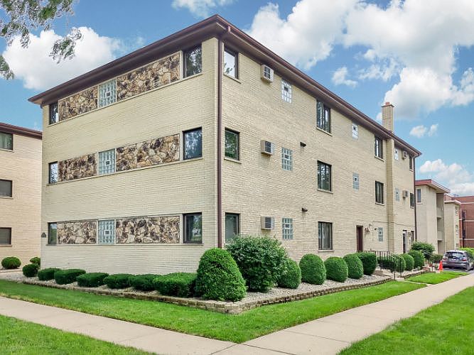1st image of 7623 W Altgeld St #2WS