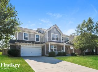 8496 N Tanglewood Cir, McCordsville, IN 46055