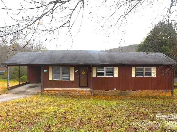 1156 Oak Forest Dr, Morganton, NC 28655