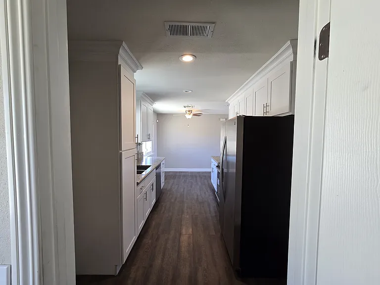 32673 Zircon Rd — Photo 10