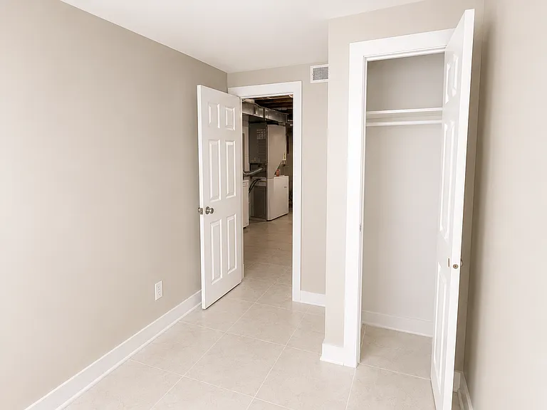 4011 Gilham St — Photo 15