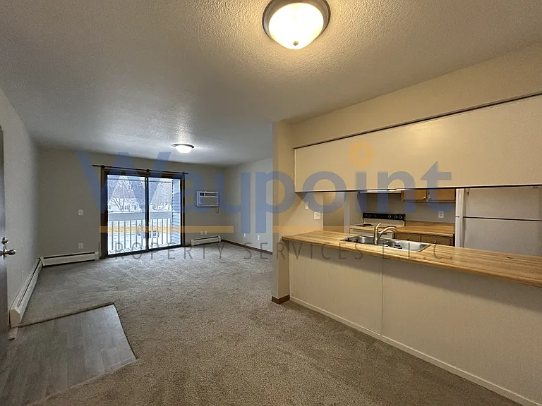423 Balderson St #5 — Photo 2