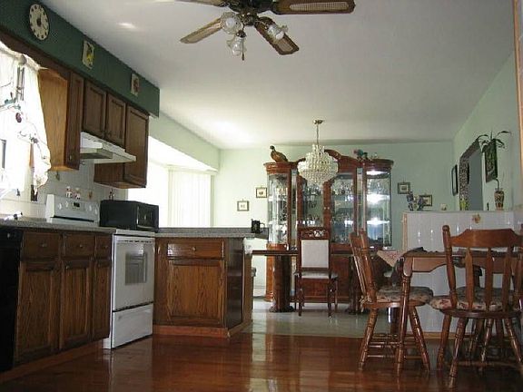 5th image of 24 Presford Dr