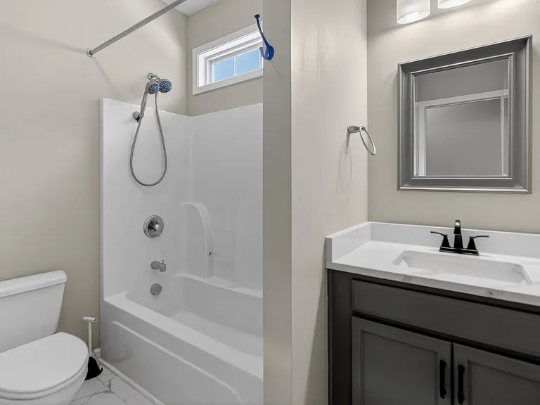 508 Fellers Ct — Photo 12