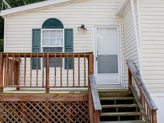 4th image of 2538 Wyoming Ave