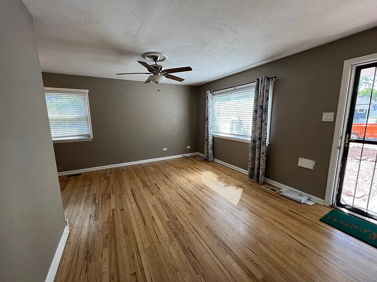 1720 Valentia St — Photo 3