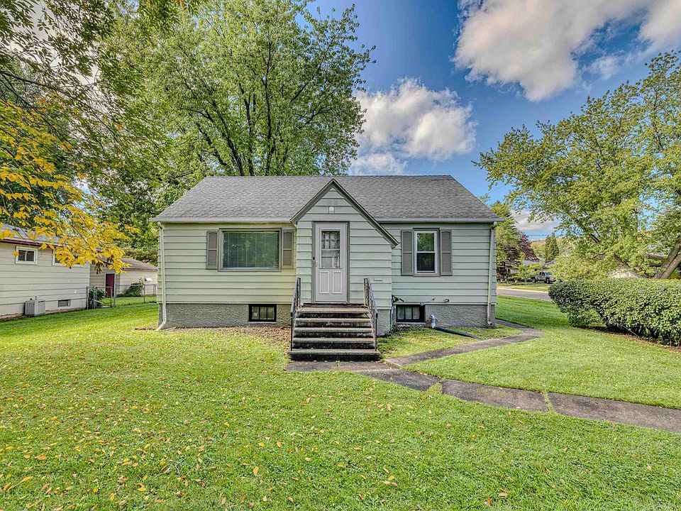1st image of 1 S 64th Ave W