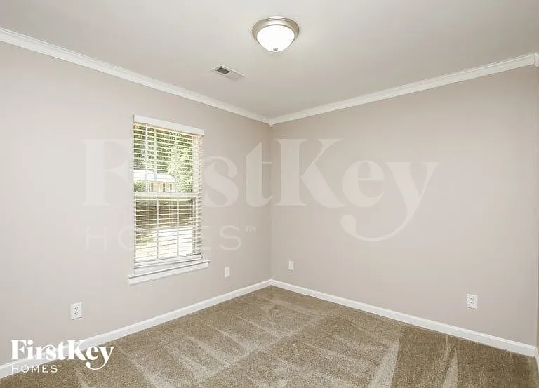 128 Lismark Dr — Photo 12